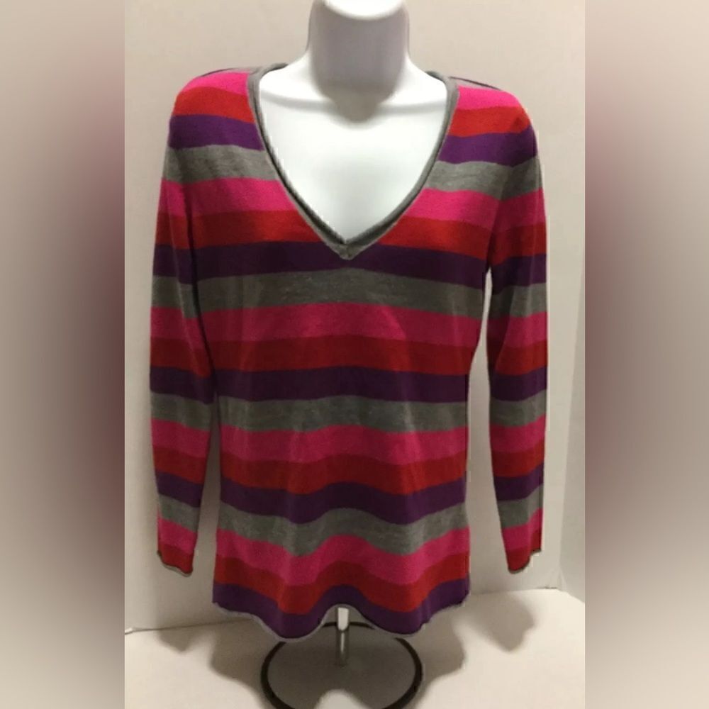 Womens Size XS - New York & Co - Long Sleeve Striped VNeck Acrylic Sweater